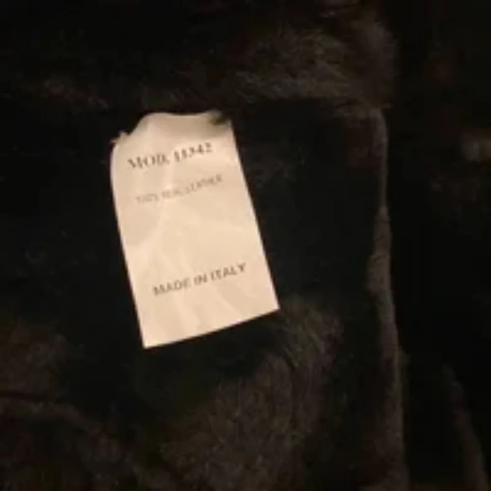 Coat - Picture 4 of 4